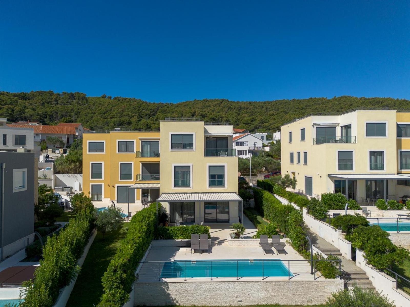 Acadia Beach Villas & Apartments Slatine Exterior foto
